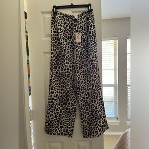 NWT-Sincerely Jules Women’s Pants - S(4-6)